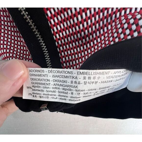 ZARA Black and Red Zip Up Front Ultra Cropped Stretchy Tank Top - Picture 5 of 5